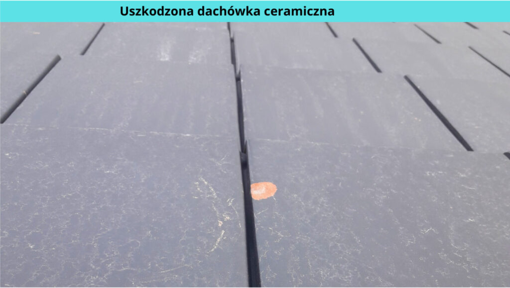 Odbiór techniczny domu - usterka - uszkodzone pokrycie dachowe - odprysk na dachówce ceramicznej